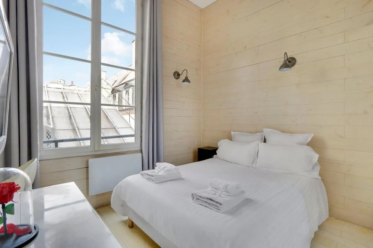 Marais Beaubourg Area 아파트