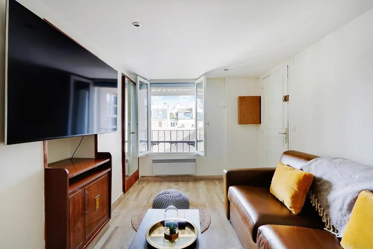 아파트 Marais Beaubourg Area *